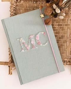 Caderno Assinatura Pequeno Monograma Floral Menta