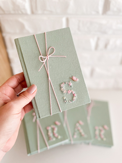 Moleskine Menta Inicial Floral