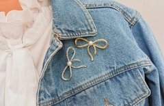 Broche Laço Dourado - comprar online