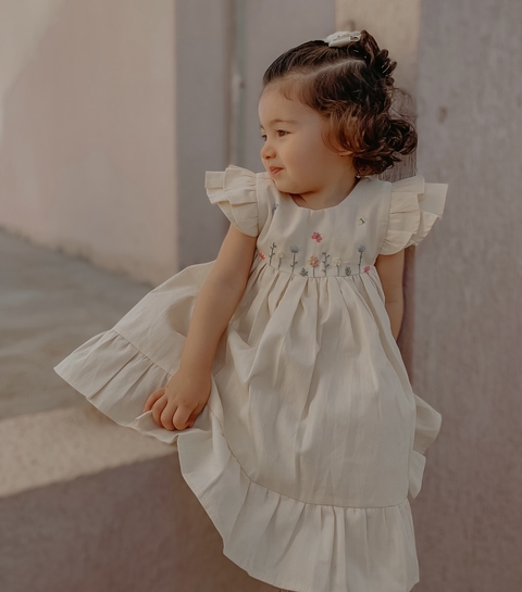 Vestido Jardim cor areia - comprar online