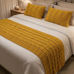 KIT PESEIRA VITÓRIA CAMA SOLTEIRO 150X60cm +2 CAPA DE ALMOFADA - Usufruto Home Decor 