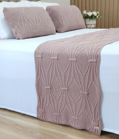 KIT PESEIRA BRENDA QUEEN* PESEIRA TRICOT 230X60cm + 2 CAPAS DE ALMOFADAS - comprar online