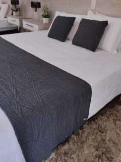 PESEIRA TRICOT PIETRA CAMA CASAL 200x60cm - loja online