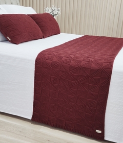 Imagem do KIT PESEIRA TRICOT KAREN CAMA CASAL * PESEIRA TRICOT 200X60cm + 2 CAPA DE ALMOFADA