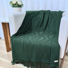 MANTA TRICOT HELENA COM FRANJA 150CM x 90CM