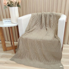 MANTA TRICOT BRENDA 150CM x 90CM - Usufruto Home Decor 