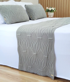 Imagem do KIT PESEIRA BRENDA QUEEN* PESEIRA TRICOT 230X60cm + 2 CAPAS DE ALMOFADAS