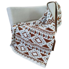 Manta Tricot jacquard Asteca 150x95cm - Usufruto Home Decor 