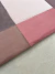 Tapete geométrico em tons de nude rosado, rosa, uva, rosa bebê e rosé gold