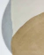 Tapete de fio de nylon com design orgânico nas cores prata, trigo e off-white, Tapetes São José