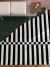 Tapete Sala Orgânico | Econyl | Off-White, Preto e Verde escuro | Coleção Seed - comprar online