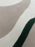 Tapete orgânico para sala com design exclusivo em cores off-white, bege, terracota e verde escuro, feito de nylon Econyl