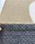 Tapete em nylon com design orgânico em cores bege, off-white, caramelo e trigo, Tapetes São José