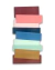 Tapete colorido da Coleção Fases, modelo orgânico para sala, medindo 1,89 x 1,00m, com faixas retangulares em diversas cores sobre fundo branco.