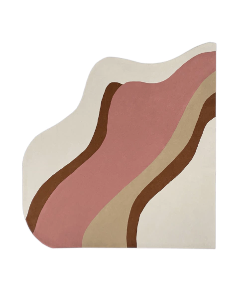 Tapete de nylon pelo baixo com bordas orgânicas nas cores off-white, mel, trigo e rosé, São José.