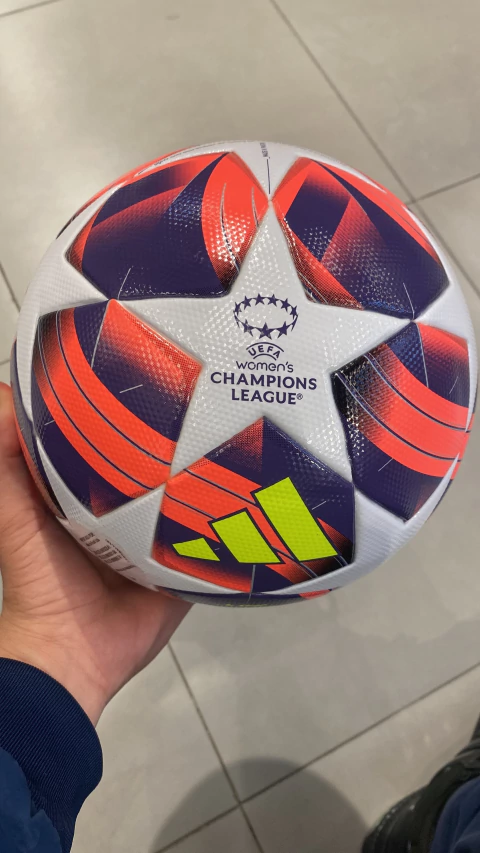 Bola ADIDAS - comprar online