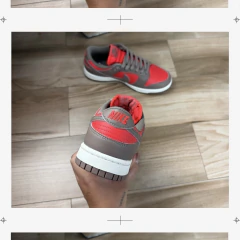 NIKE DUNK LOW MARROM E VERMELHO na internet