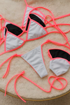 Bikini Bicolor en internet