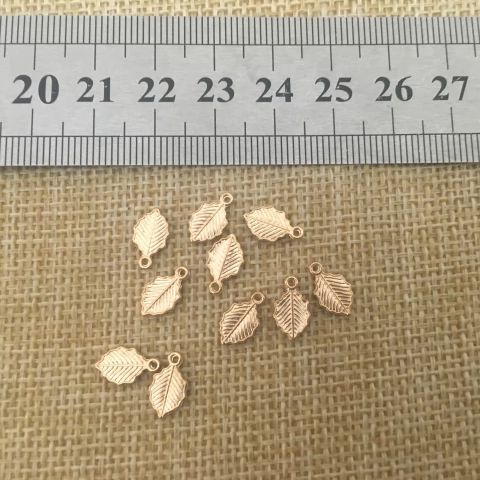 Dije Dorado Mini Hoja (7 unidades) - comprar online