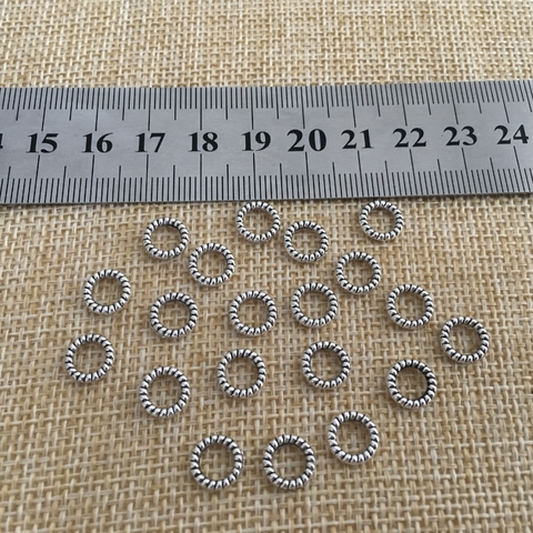 Dije Argollitas Texturadas 8mm CON60 (28 unidades)