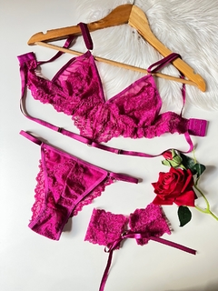 Conjunto Raissa na internet