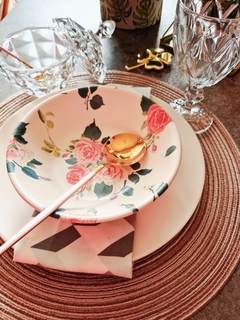 Imagem do Bowl em Cerâmica Fosca Off White Rosas