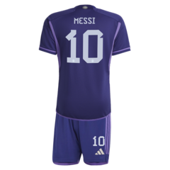 Kit Selección Argentina Suplente Adidas 3 Estrellas 2022 + Parche Campeón del Mundo #10 Messi - Infantil en internet