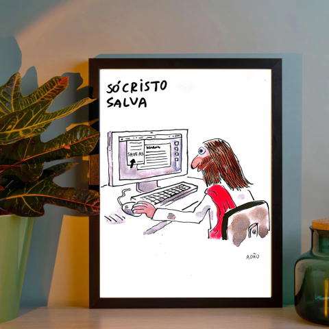 Quadro com ilustração de Jesus sentado em uma cadeira usando um computador, com a frase "Só Cristo Salva" escrita no canto superior esquerdo.