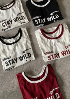 Remera modal soft estampado c-guía combi “Stay Wild” #1050 - comprar online