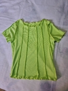 Remera Apple
