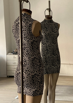 Vestido microfibra animal print cuello Perkins #462-P - Edna Modas