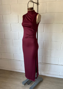 Vestido microfibra cuello alto c-frunces en 1 hombro, costado lateral y tajo #485-3 en internet