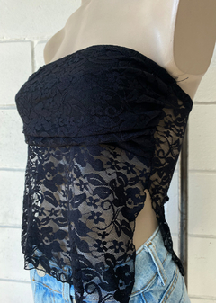 Top encaje strapless frunce y tajos laterales #5337/E - Edna Modas