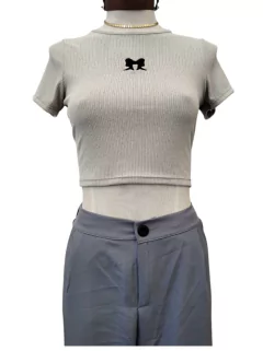 Remera moño