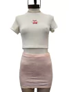 Remera cereza bordada