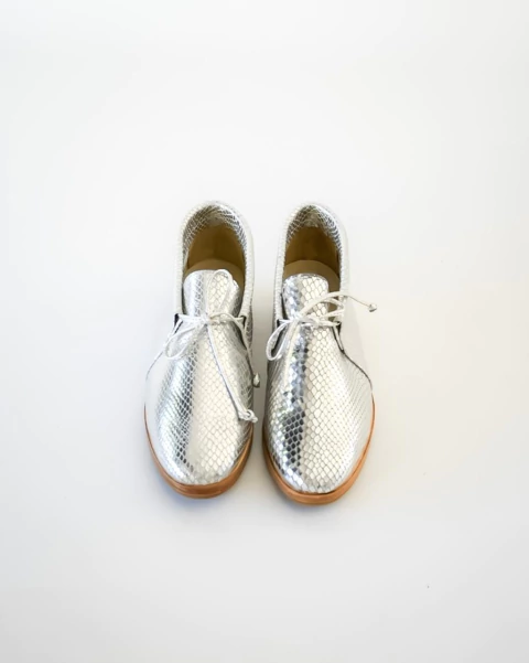 MOCASINES OSLO REPTIL PLATA - comprar online