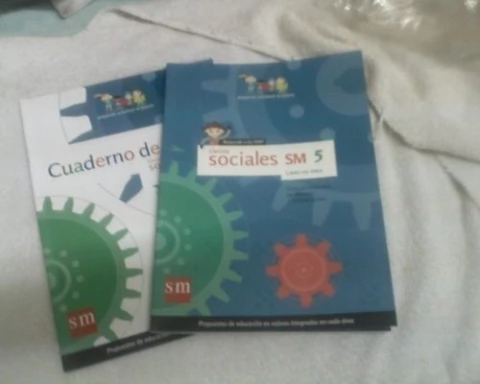 CIENCIAS SOCIALES 5 PROYECTO CONSTRUIR EL FUTURO