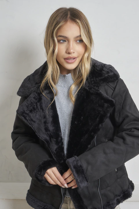 Gamulan Gamuzado importado forrado en pielcita con bolsillos y cierre cruzado. Art: 7309 - comprar online