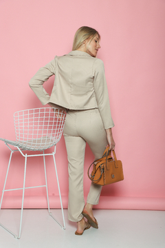 Conjunto Sastrero de blazer corto y pantalón con elástico en la cintura trasera y bolsillo. Art: 9647 - comprar online