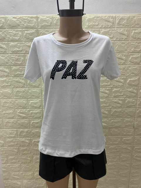 Remera algodón peinado Paz con tachitas. Art: 1776