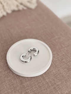 MIA Earrings en internet