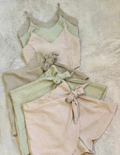 CONJUNTO TOP Y SKORT *LINAN LISO*