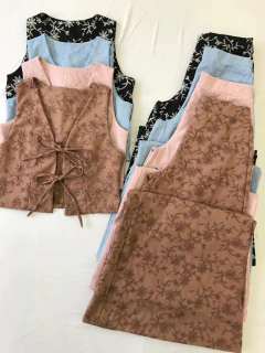 CONJUNTO CHALECO Y MAXIPALAZO *LINO BORDADO*