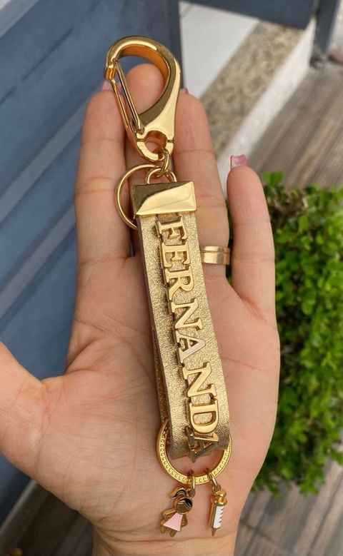 Chaveiro em Couro Legítimo Personalizado Dourado