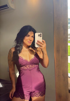 Macaquinho Rendado Uva - loja online