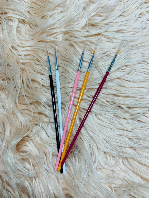 PINCEL LINER
