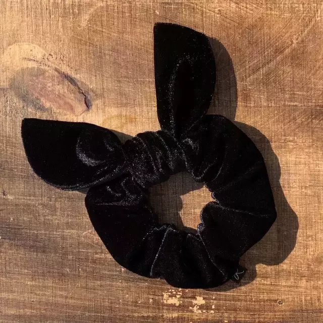 Scrunchie Velvet Odile (Veludo Preto)