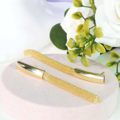 Imagem do Brinco Fio Grosso Trabalhado Folheado A Ouro 18k