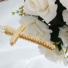 Colar Com Cruz Folheado Em Ouro 18k - comprar online