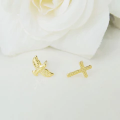 Imagem do Duo De Cruz E Espírito Santo Folheado Em Ouro 18k